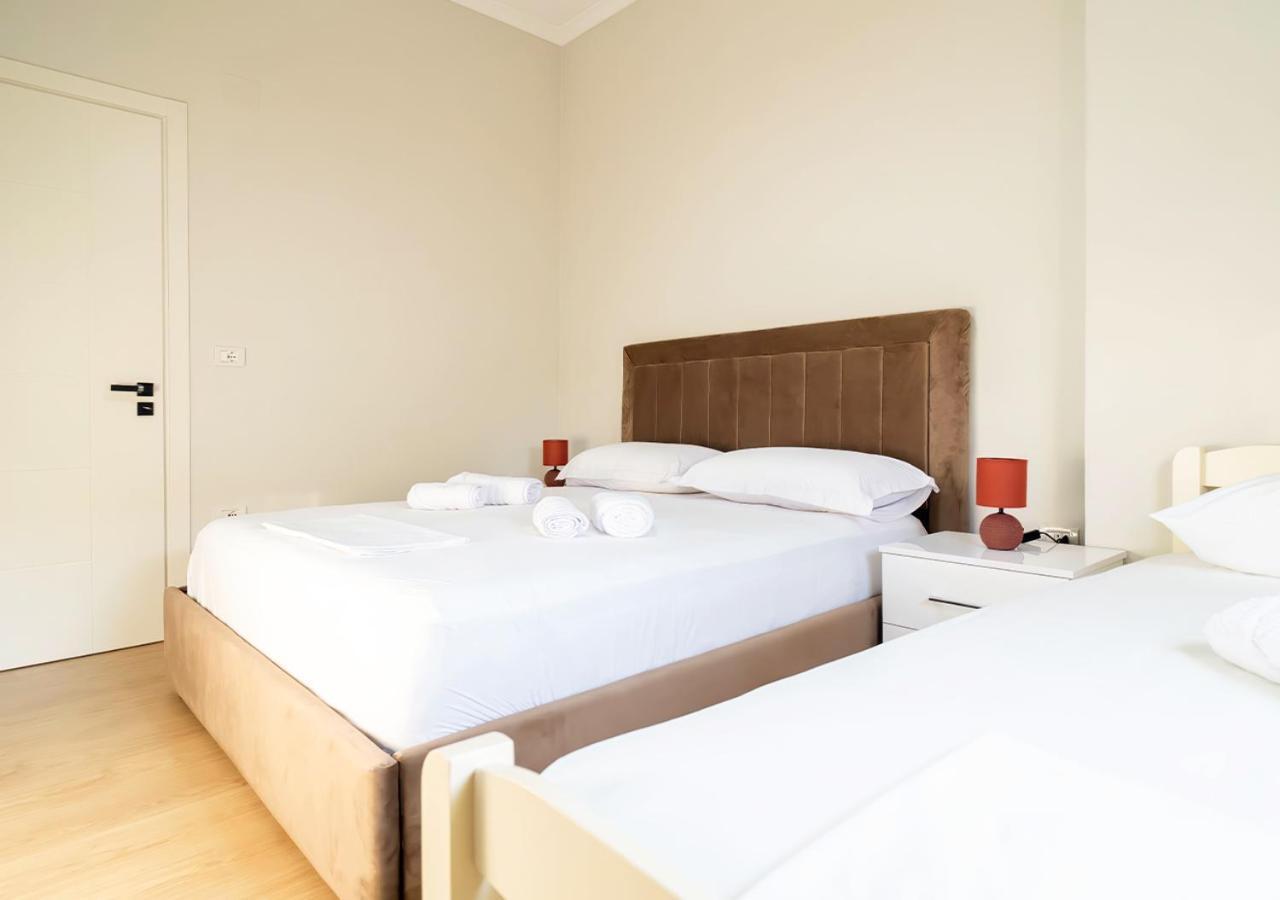 Home Inn Apartment 2 Near City Center Τίρανα Εξωτερικό φωτογραφία