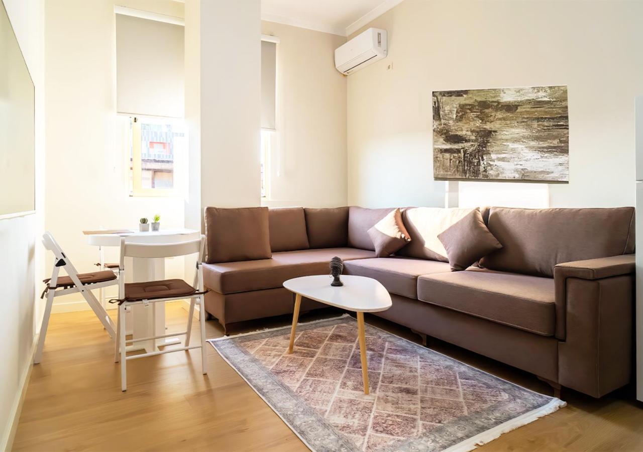 Home Inn Apartment 2 Near City Center Τίρανα Εξωτερικό φωτογραφία